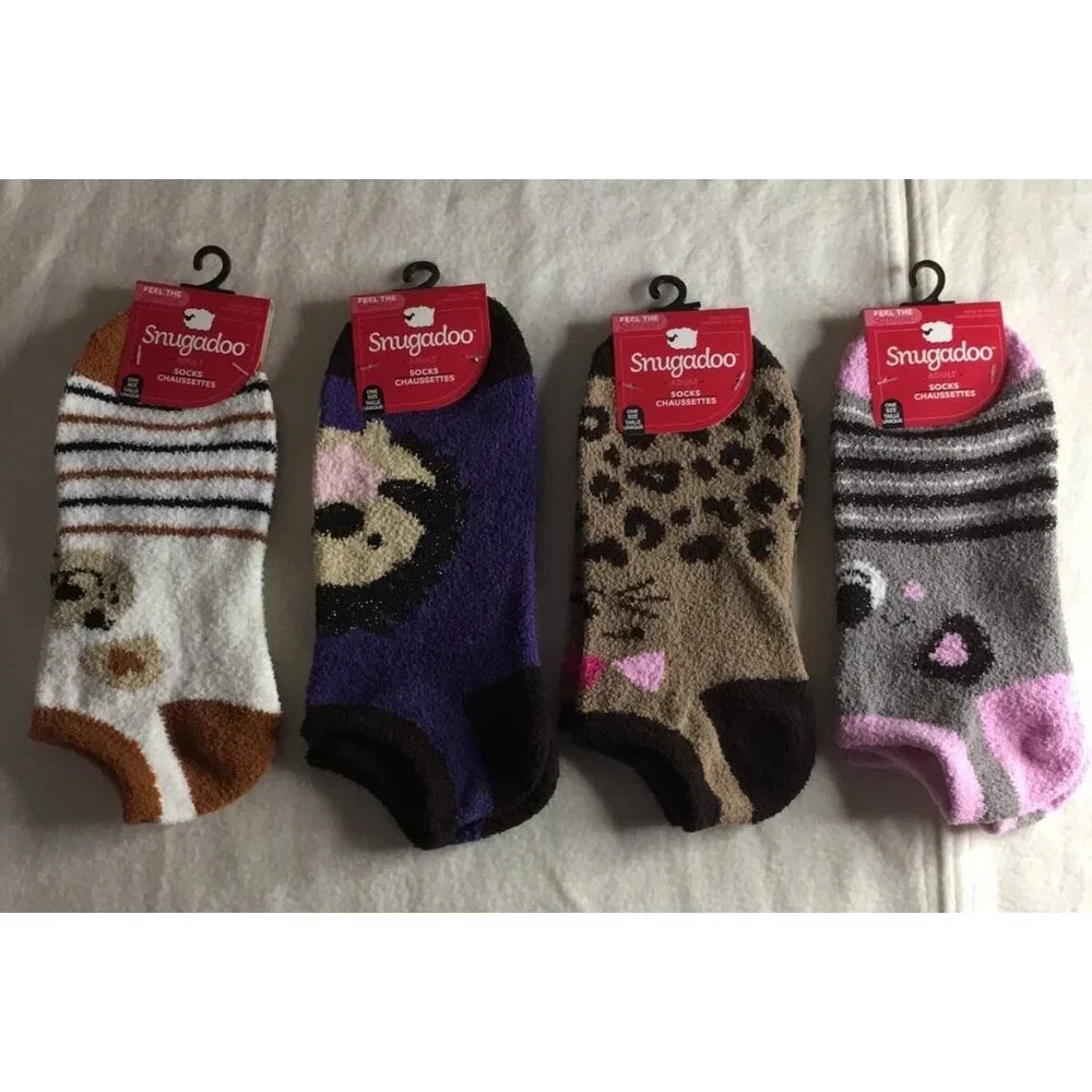 B15 Bundle Of 4 New Women’s Fleece Animal Prints Dog/Cat/Panda Socks One Size
